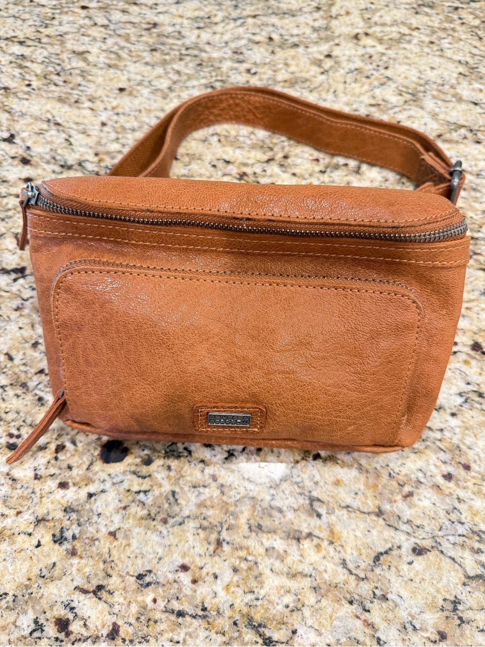 Spikes & Sparrow brown leather Fanny pack waist bag zips multi pockets travel